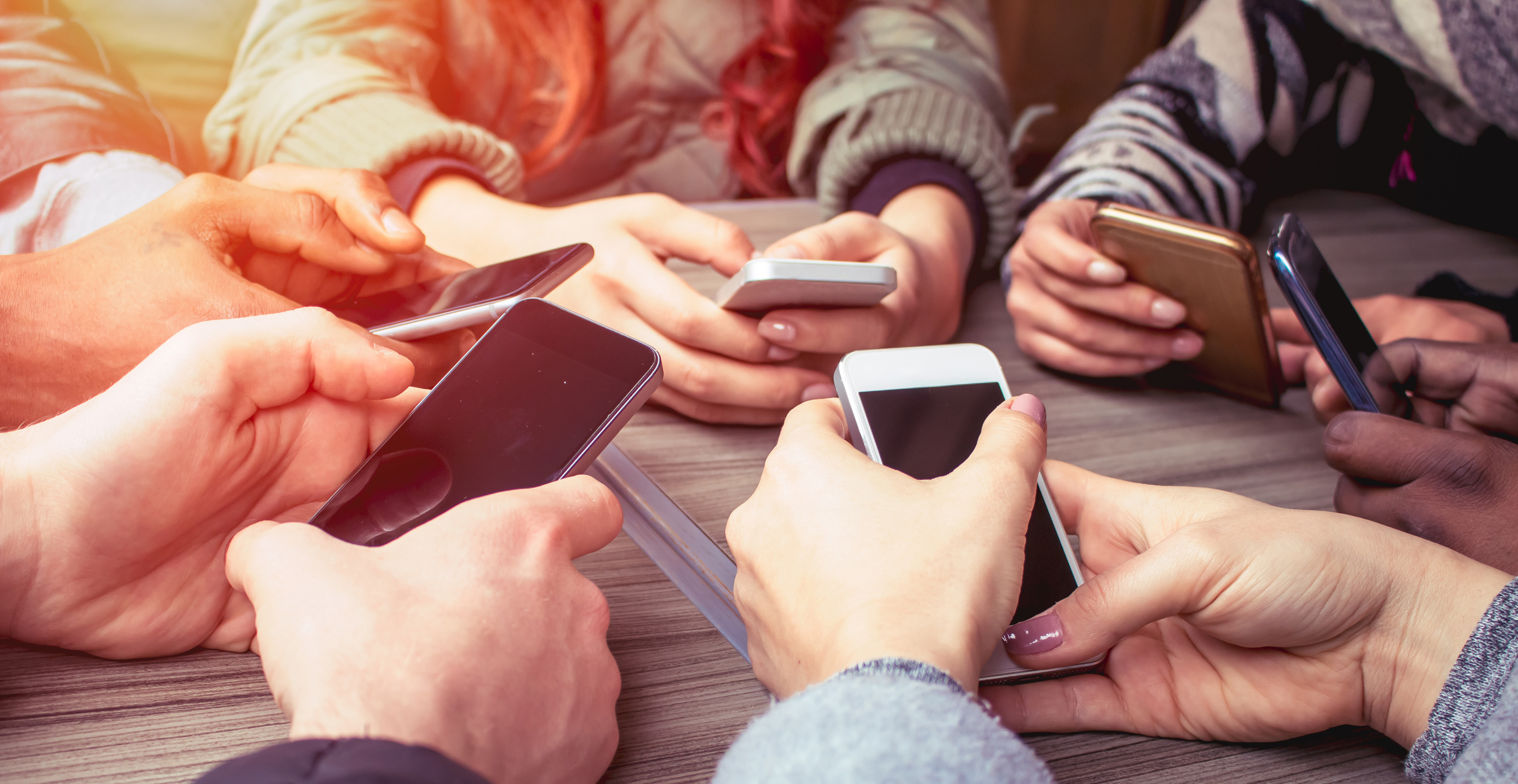 Peuton parler d’addiction aux nouvelles technologies ? · Fédération